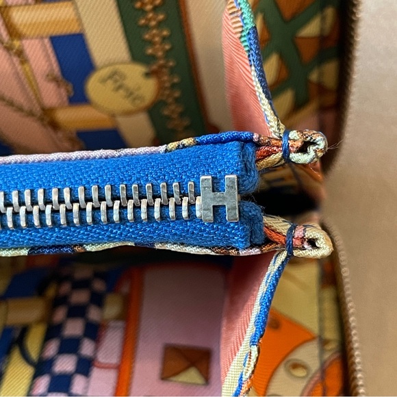 🧡HERMES🧡Epsom Silk'in Compact Zip Around Wallet - Picture 10 of 14
